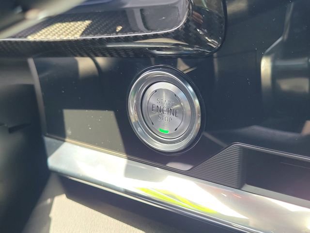 Used 2020 Chevrolet Corvette Stingray Preferred Cpe w/ 2LT Preferred Equipment Group RWD image 10