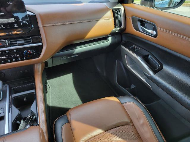 Used 2022 Nissan Pathfinder Platinum w/ Cargo Package image 21