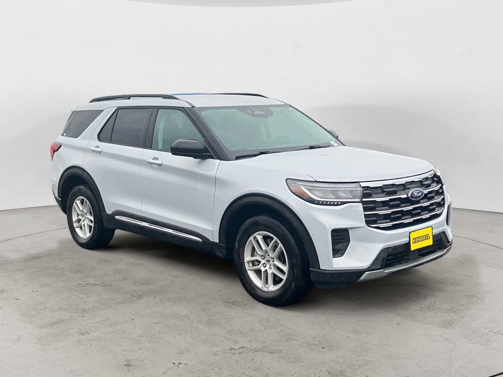 Certified 2025 Ford Explorer Active AWD/4WD image 7