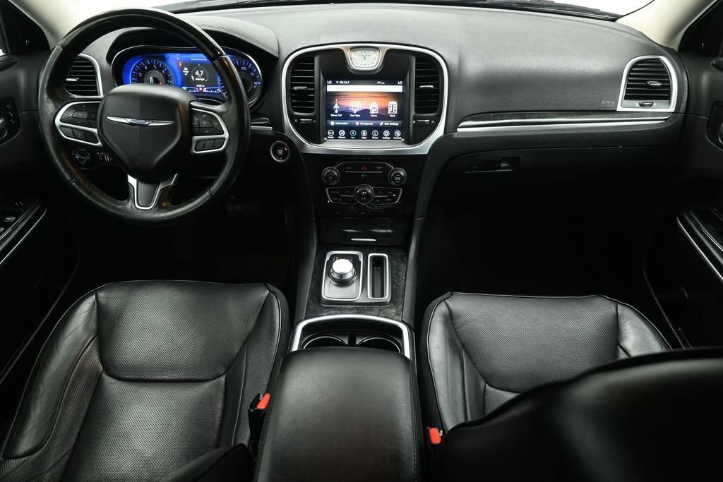 Used 2020 Chrysler 300 Limited AWD/4WD image 20