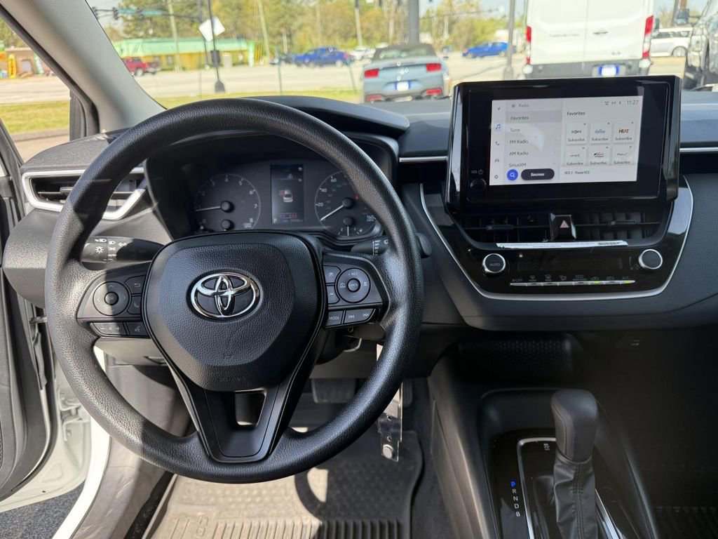 Used 2023 Toyota Corolla LE image 16