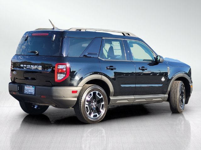 Certified 2023 Ford Bronco Sport Outer Banks w/ Tech Package AWD/4WD image 4