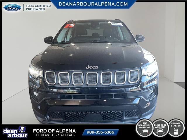 Used 2022 Jeep Compass Latitude AWD/4WD image 2