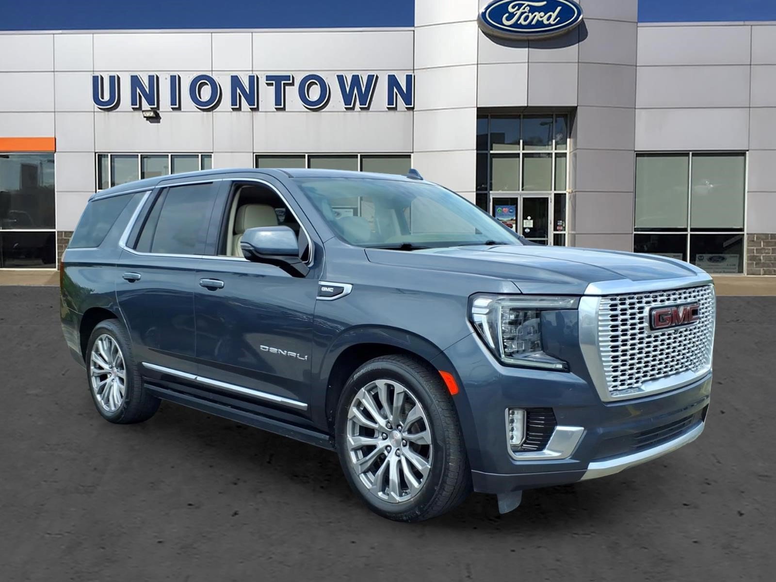 Used 2021 GMC Yukon Denali w/ Denali Ultimate Package