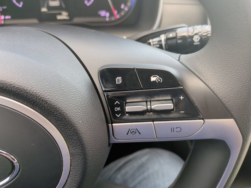 Used 2022 Hyundai Santa Cruz SEL AWD/4WD image 25