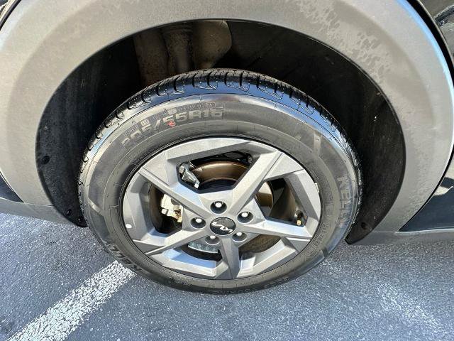 Used 2025 Kia K4 FWD image 37