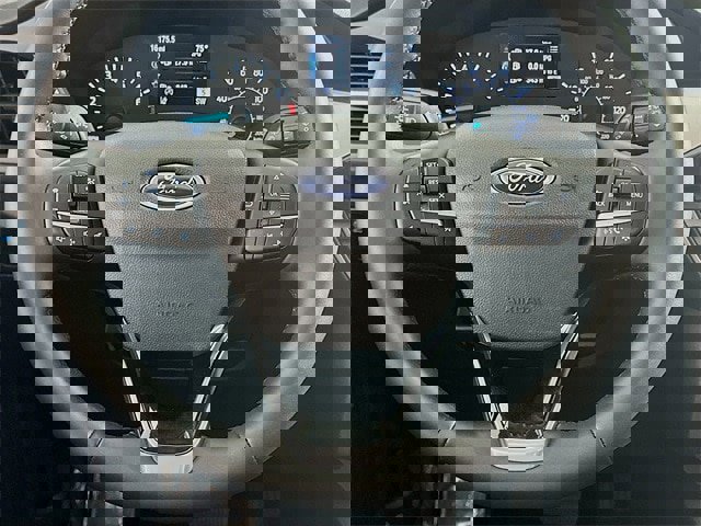 Certified 2022 Ford Escape SE w/ SE Sport Appearance Package image 12