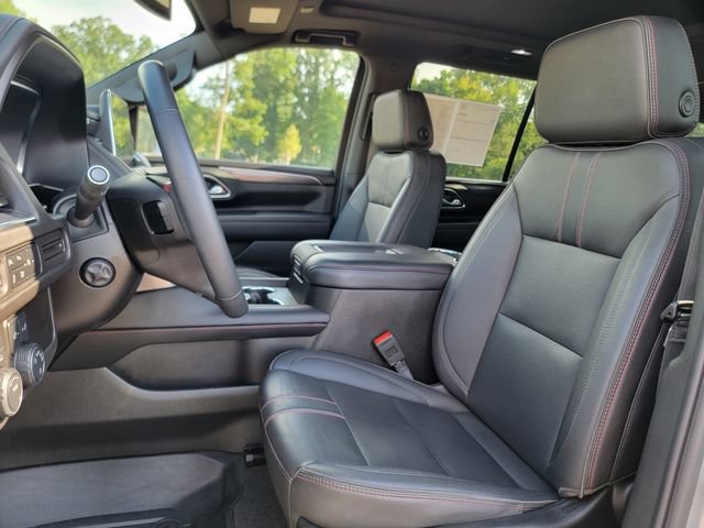 Used 2024 Chevrolet Tahoe RST w/ Luxury Package AWD/4WD image 19