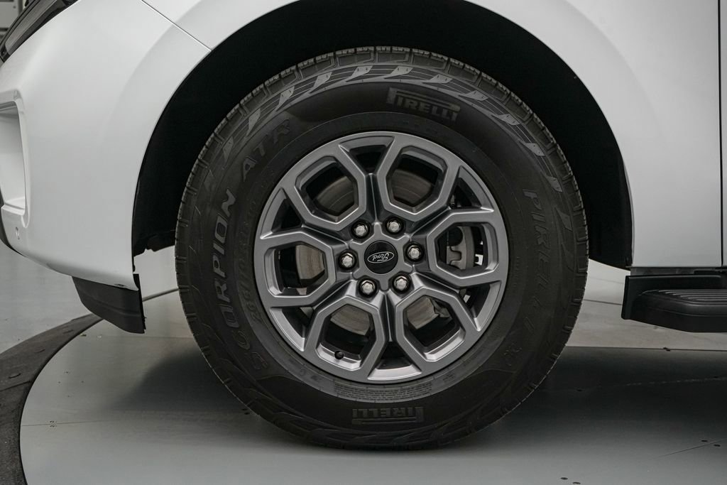 Certified 2025 Ford Expedition Max Active image 10