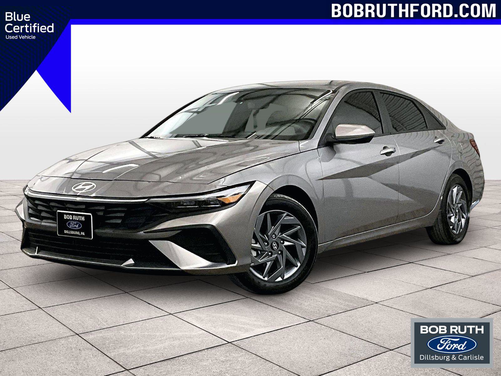 Used 2025 Hyundai Elantra Blue image 1