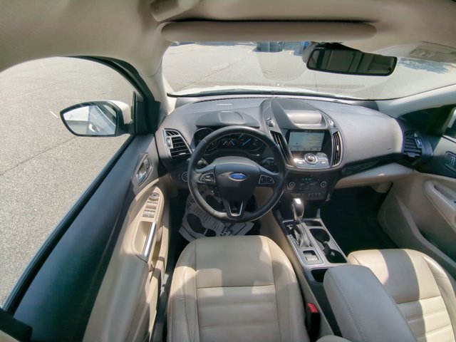 Certified 2019 Ford Escape Titanium FWD image 32