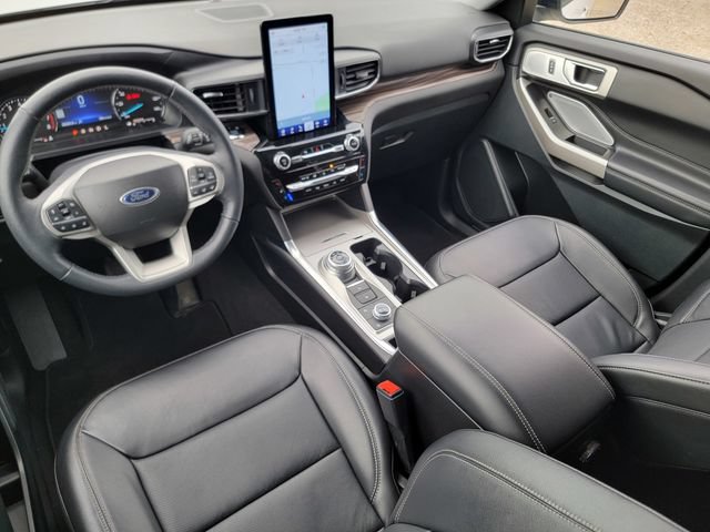 Certified 2023 Ford Explorer Limited w/ Limited Technology Package AWD/4WD image 39