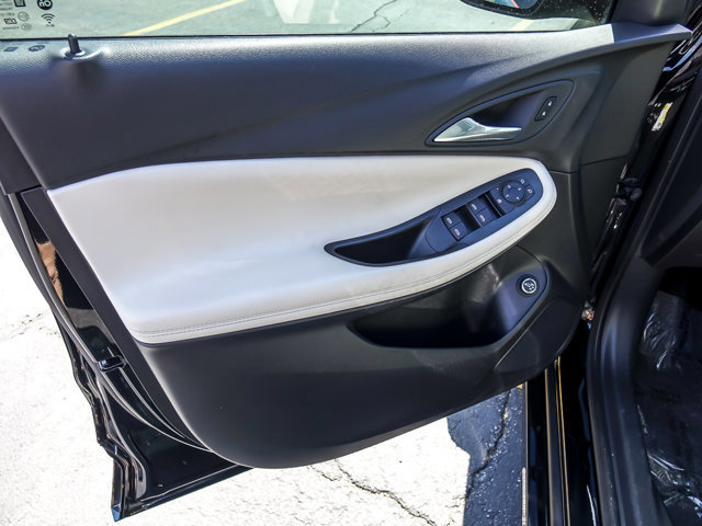 Used 2024 Buick Encore GX Sport Touring w/ Comfort Package AWD/4WD image 20