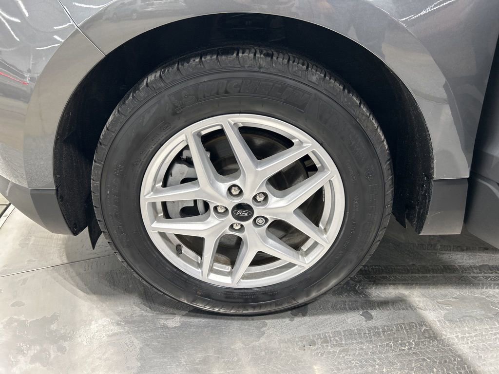 Certified 2024 Ford Edge SEL w/ Convenience Package image 32