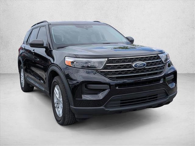 Certified 2023 Ford Explorer XLT RWD image 3