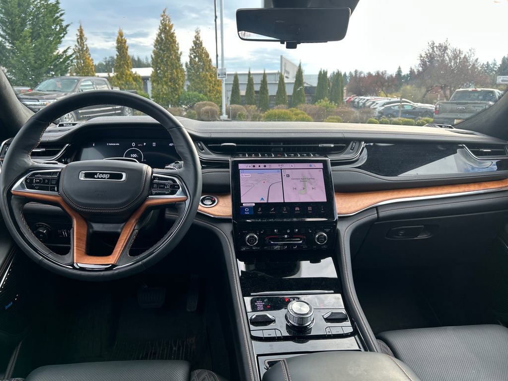 Used 2024 Jeep Grand Cherokee L Summit image 16