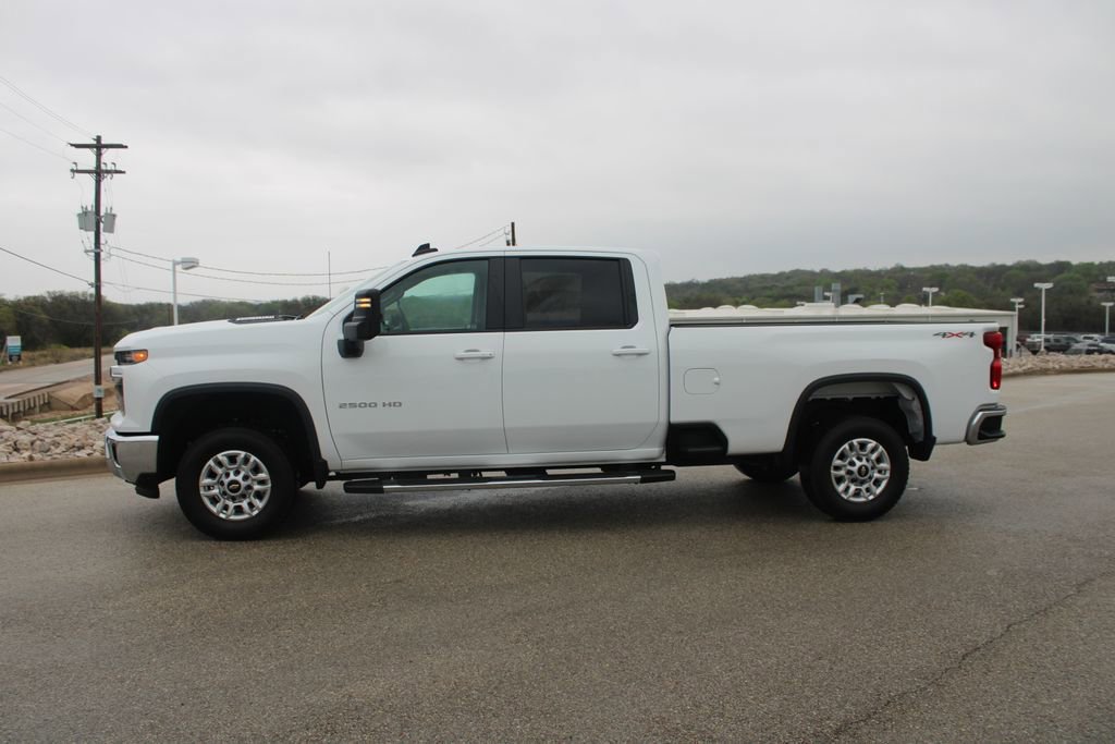 Used 2025 Chevrolet Silverado 2500 LT w/ Safety Package image 2