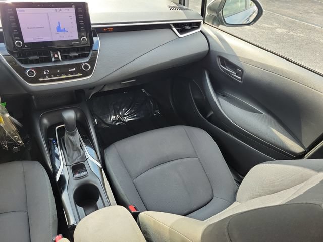 Used 2022 Toyota Corolla LE FWD image 15