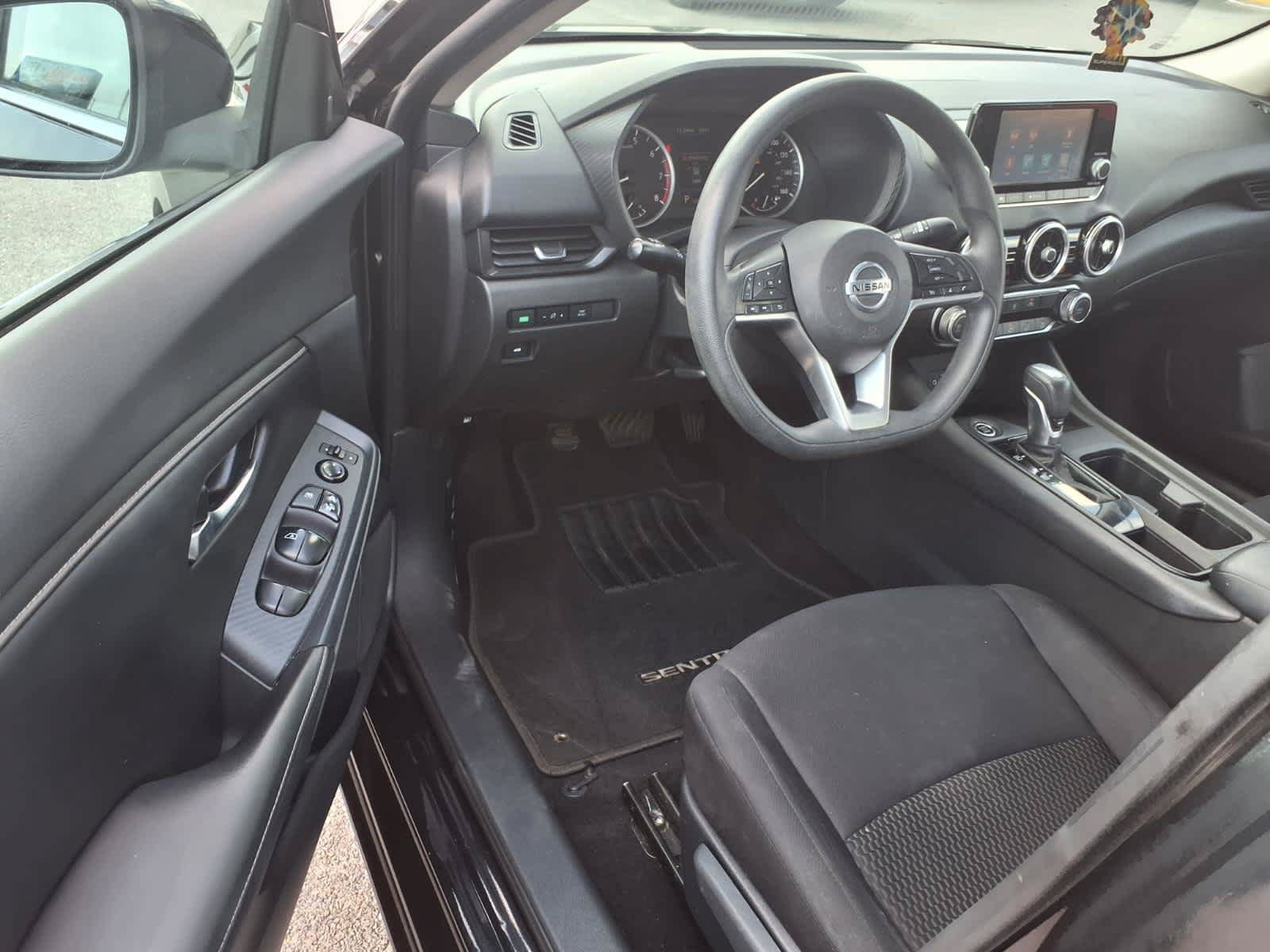 Used 2022 Nissan Sentra S w/ Trunk Package FWD image 5