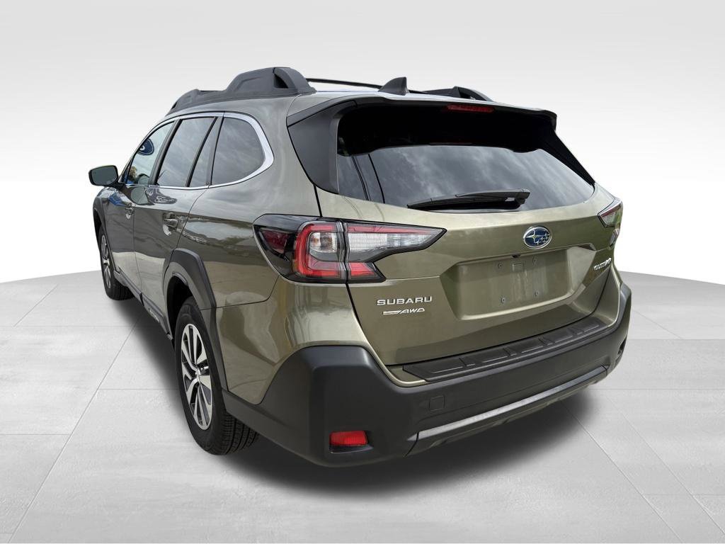 Used 2025 Subaru Outback Premium w/ Popular Package #1A AWD/4WD image 4