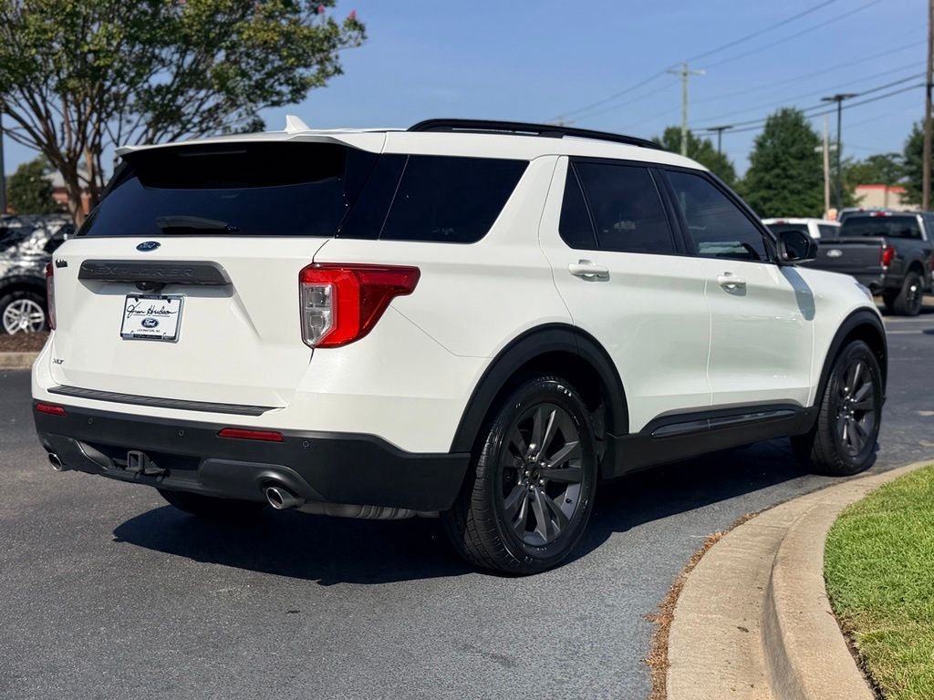 Certified 2024 Ford Explorer XLT w/ Equipment Group 202A RWD image 7
