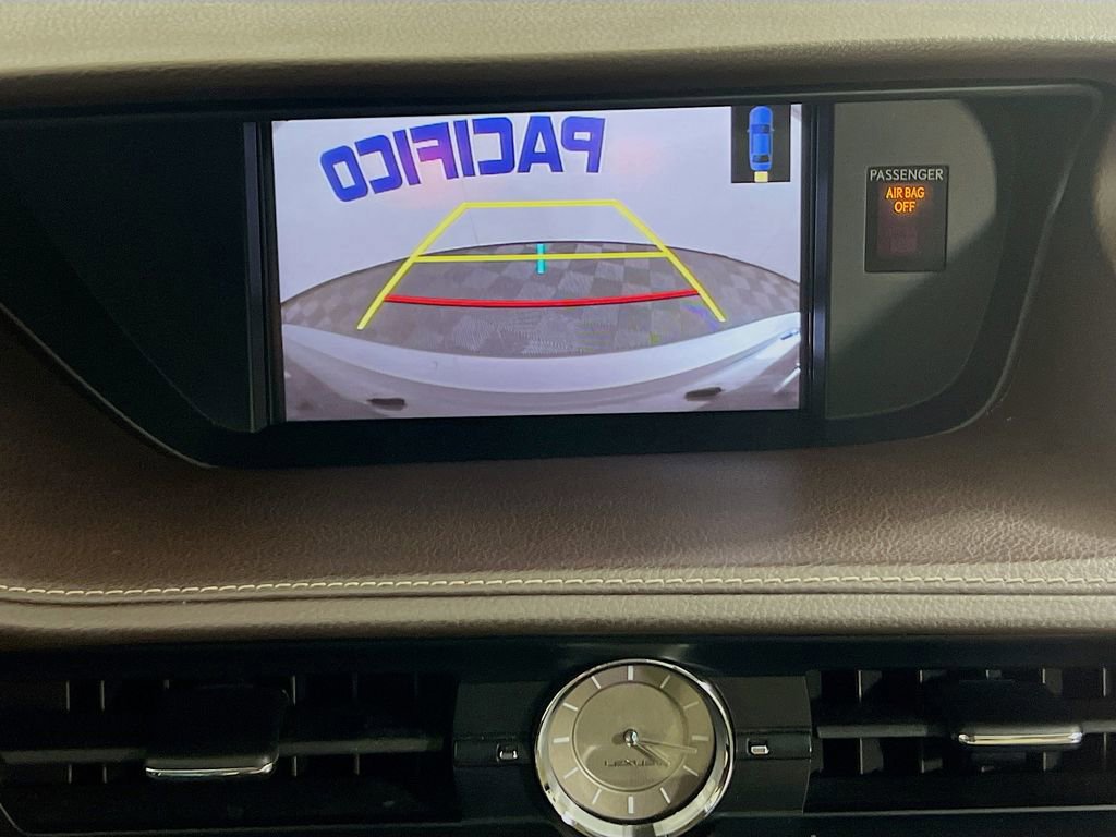 Used 2018 Lexus ES 350 w/ Navigation System Package image 20