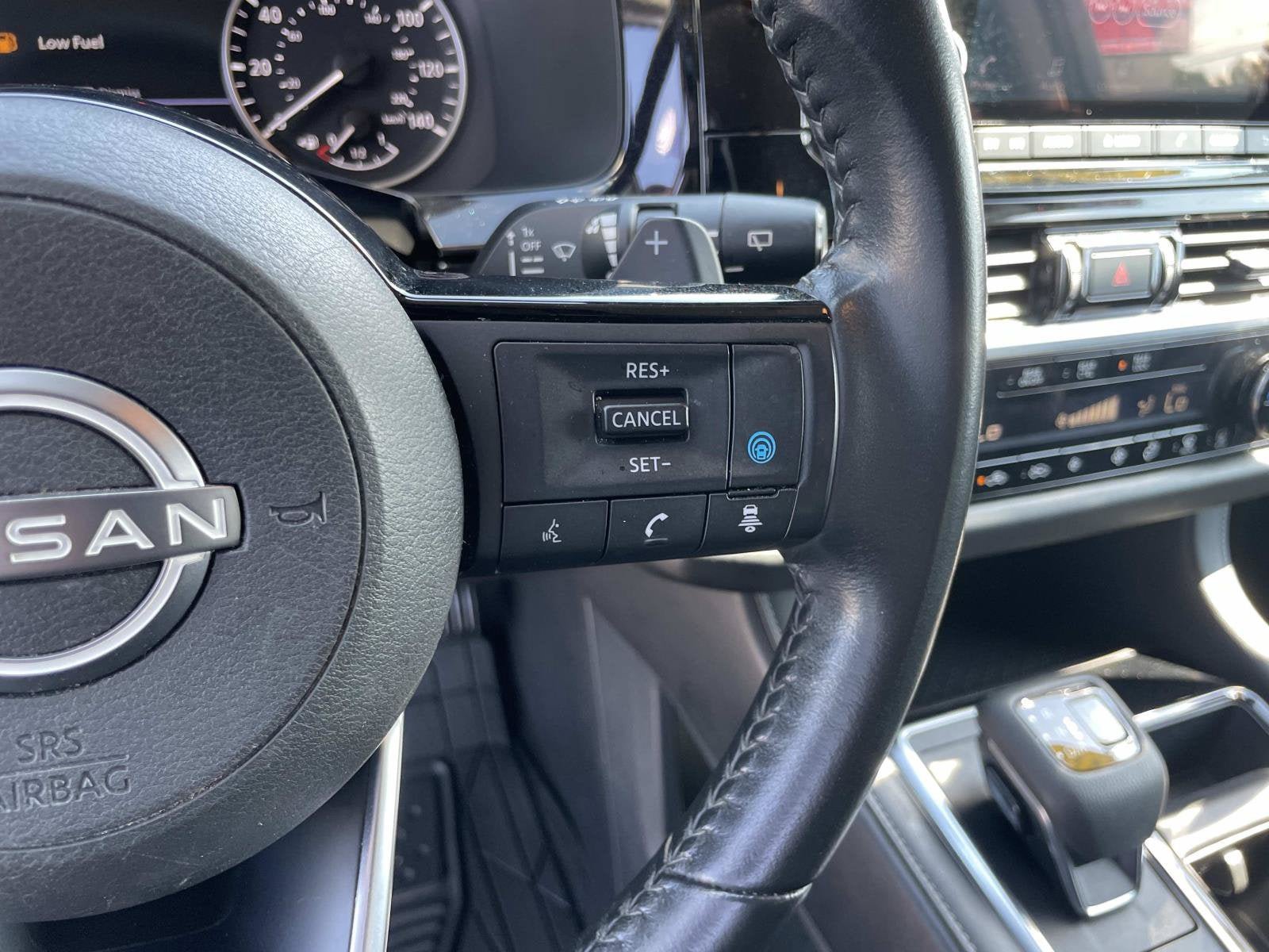 Used 2023 Nissan Pathfinder SV AWD/4WD image 19