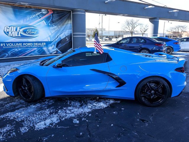 Used 2021 Chevrolet Corvette Stingray Premium Conv w/ Z51 Performance Package image 3