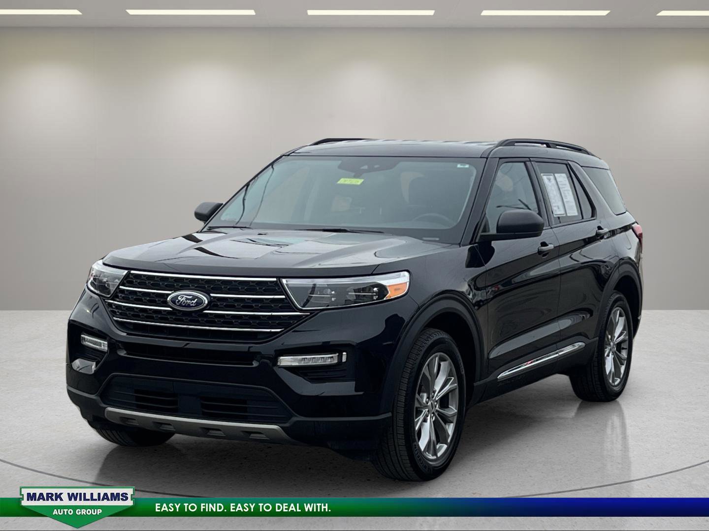 Certified 2023 Ford Explorer XLT w/ Equipment Group 202A image 7