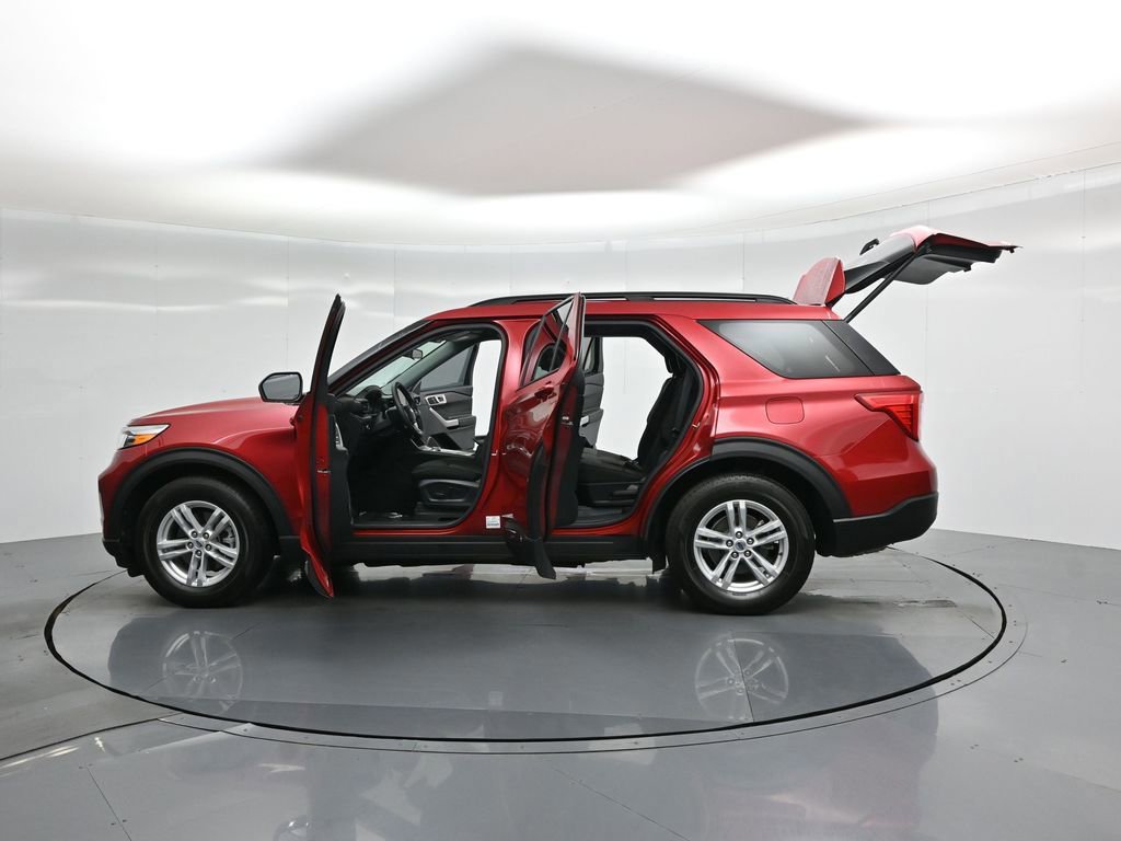 Certified 2024 Ford Explorer XLT image 59