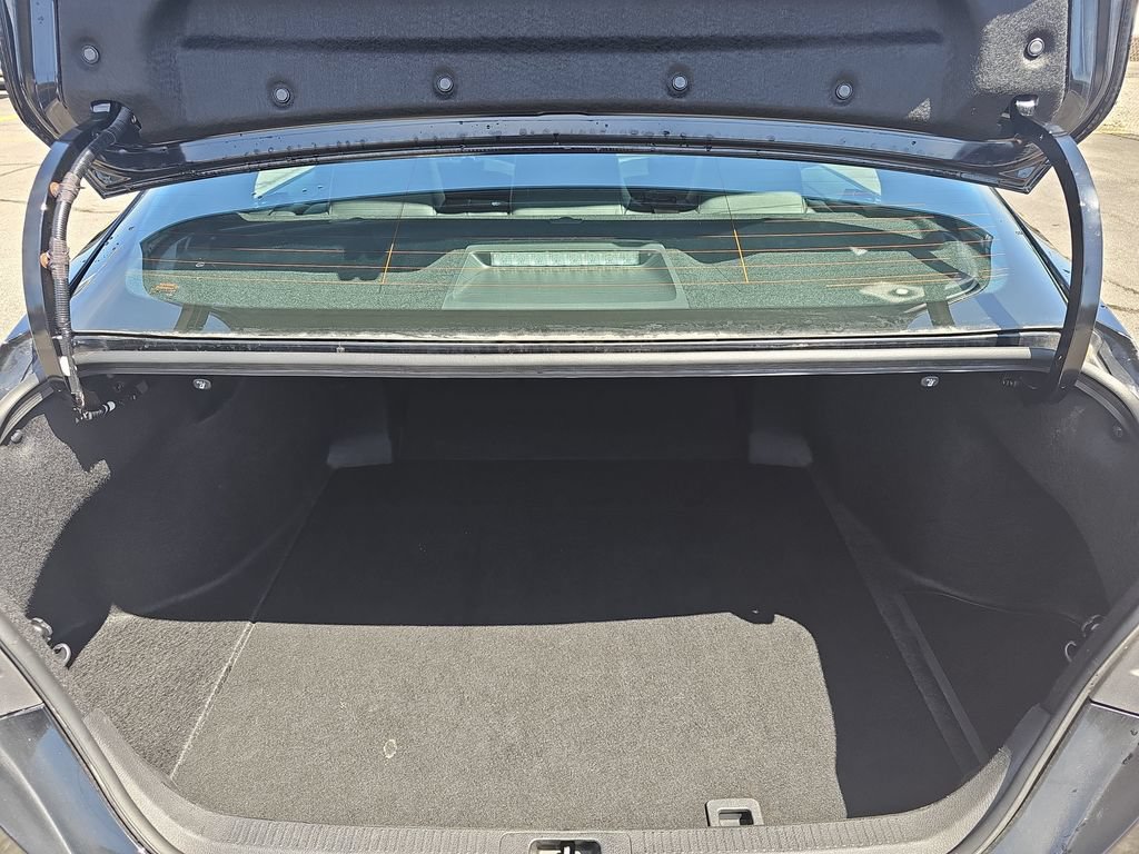 Used 2025 Toyota Camry SE FWD image 12