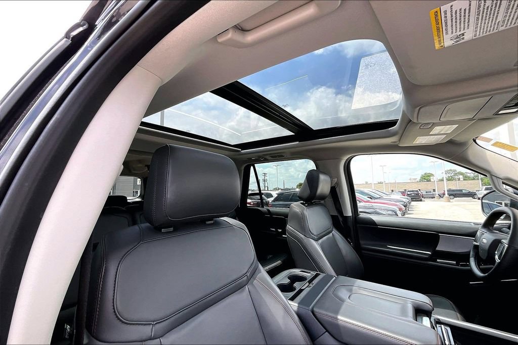 Certified 2025 Ford Expedition Max Active AWD/4WD image 21