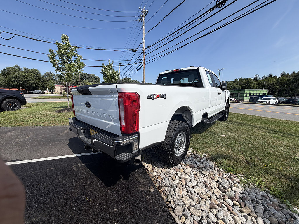 Certified 2025 Ford F250 XL w/ XL Off-Road Package AWD/4WD image 3