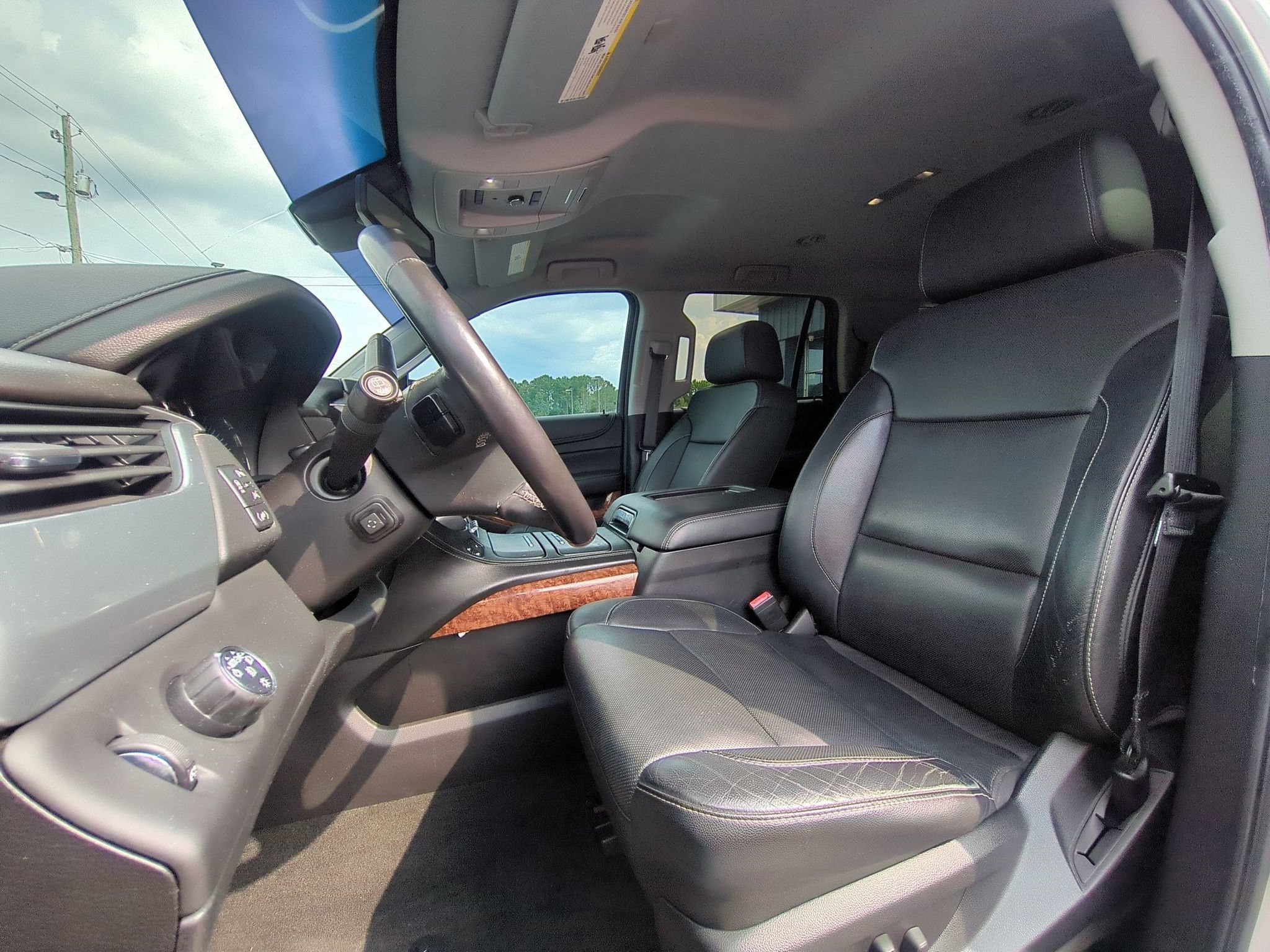 Used 2018 Chevrolet Tahoe Premier RWD image 25