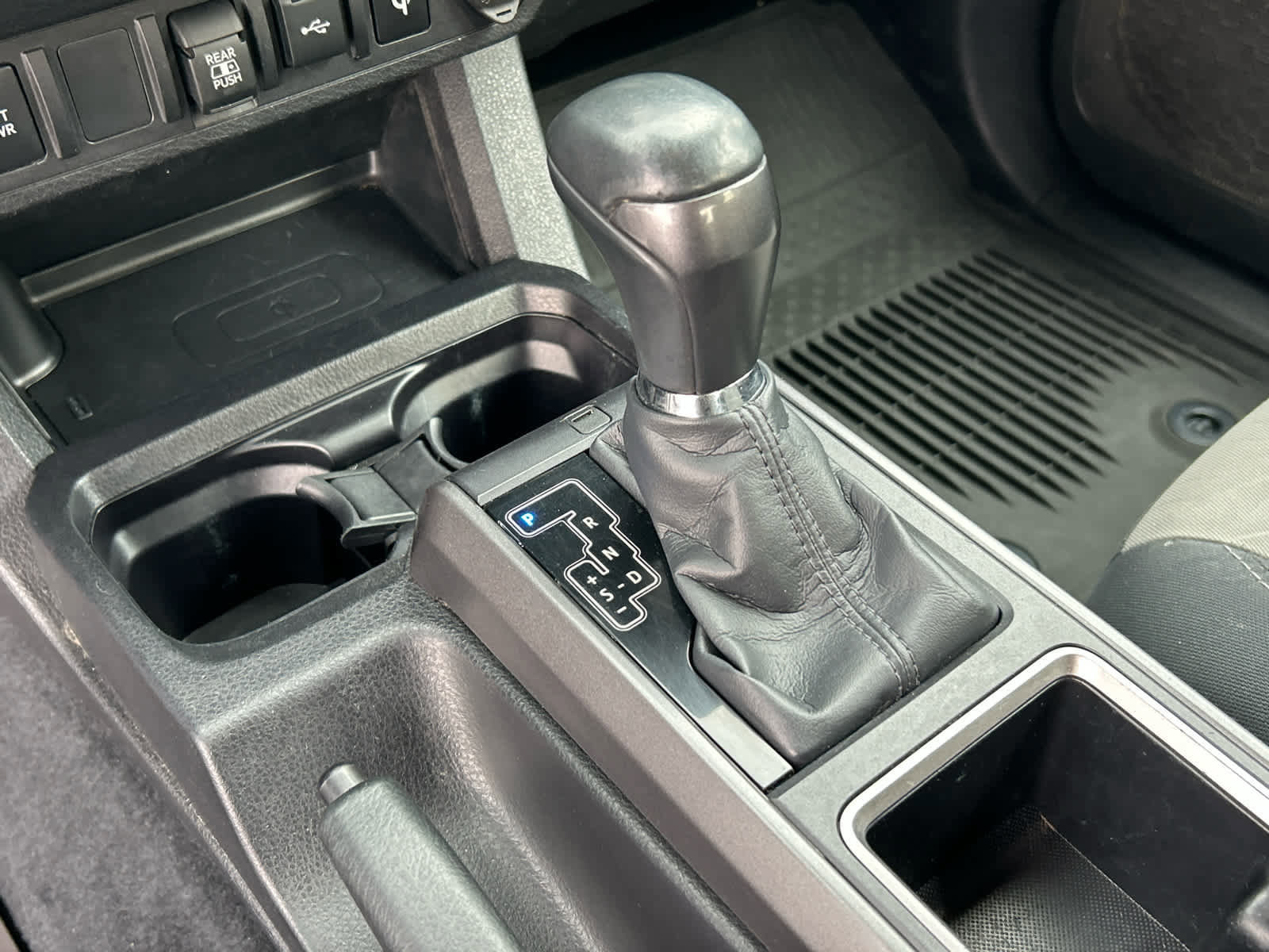 Used 2023 Toyota Tacoma TRD Off-Road image 38