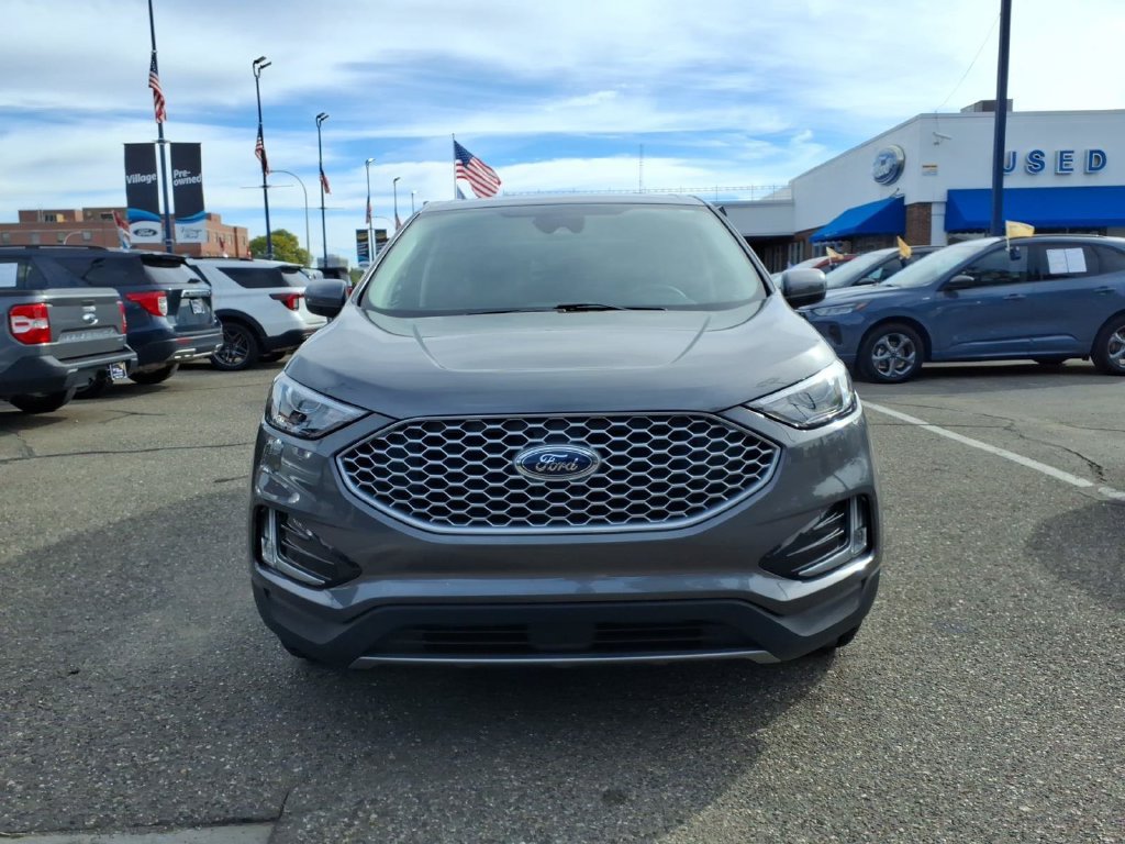 Certified 2024 Ford Edge SEL w/ Convenience Package AWD/4WD image 3