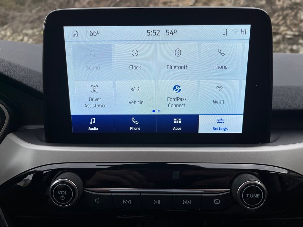 Certified 2022 Ford Escape SE w/ SE Sport Appearance Package image 13