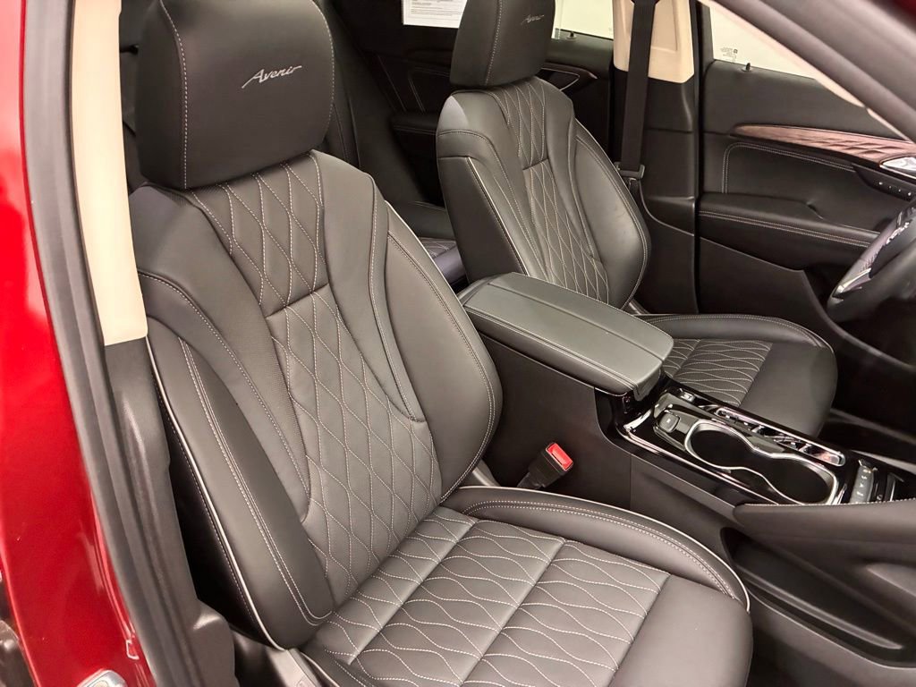 Used 2023 Buick Envision Avenir image 28