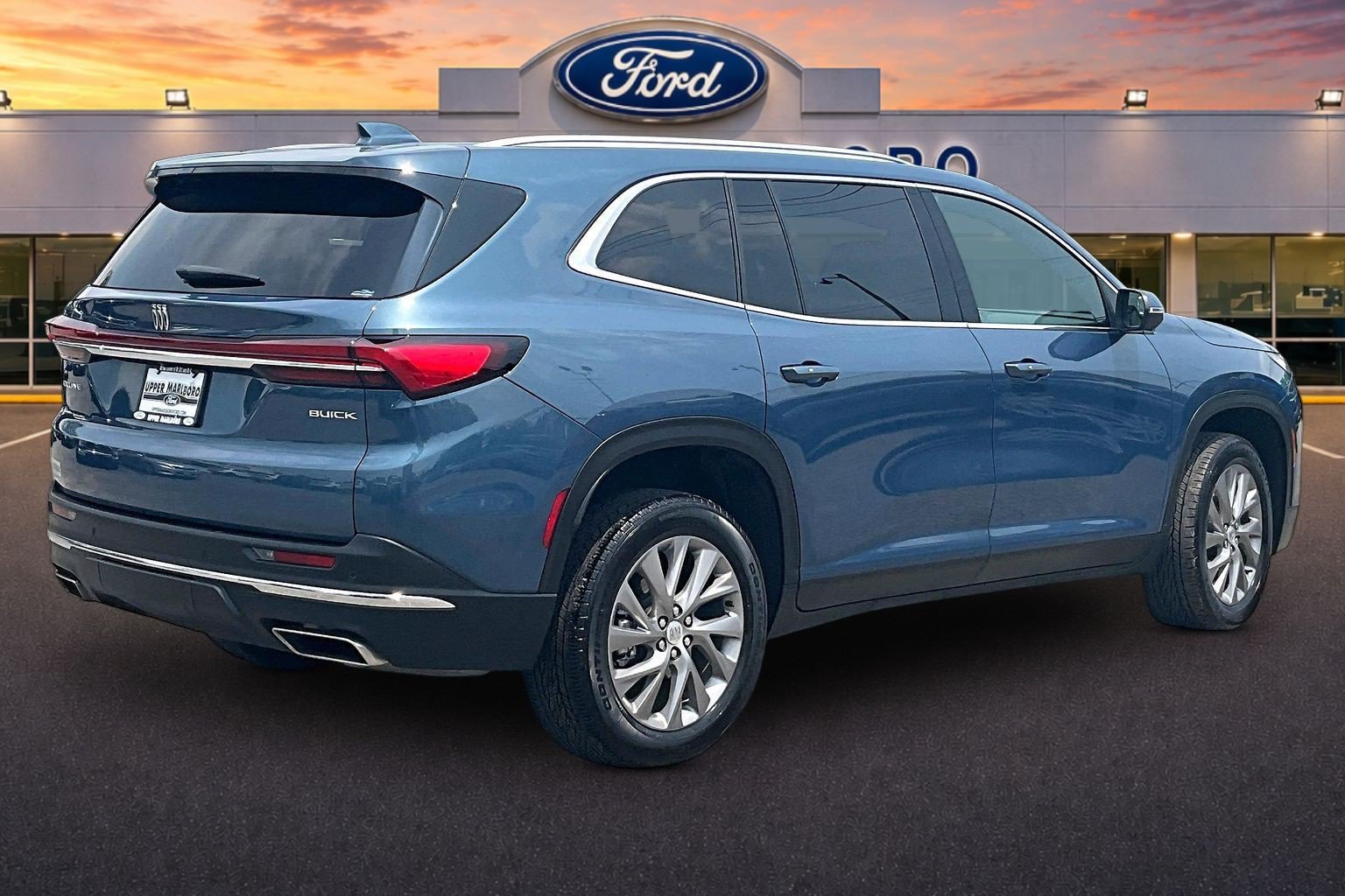 Used 2025 Buick Enclave Preferred FWD image 13