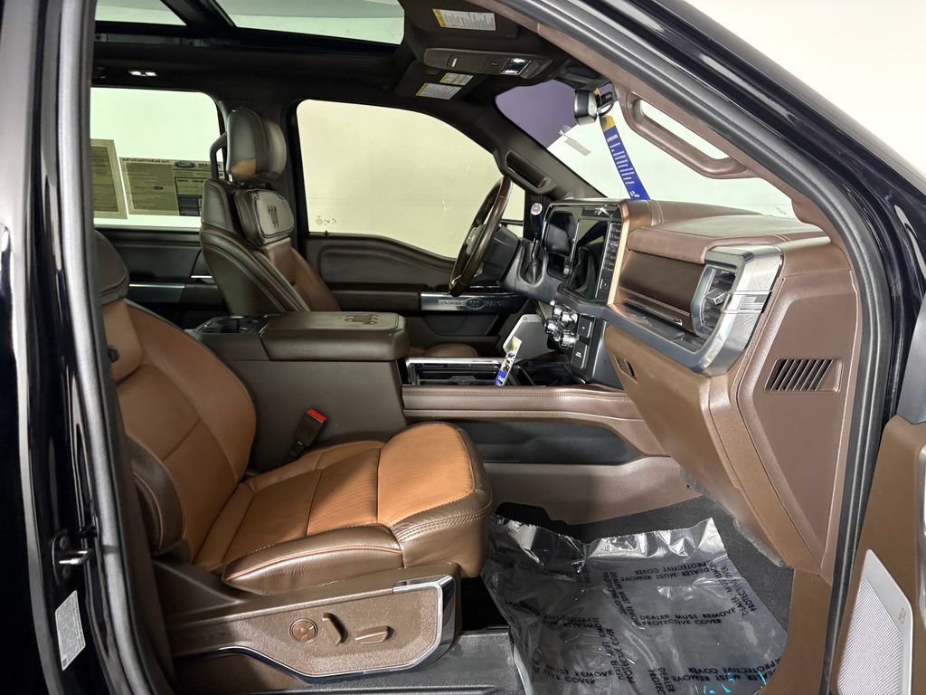 Certified 2025 Ford F350 King Ranch AWD/4WD image 38