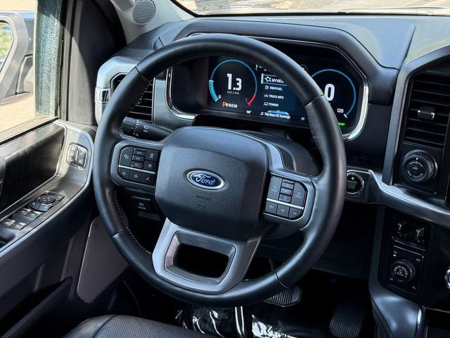 Certified 2022 Ford F150 Lariat w/ Max Trailer Tow Package AWD/4WD image 18