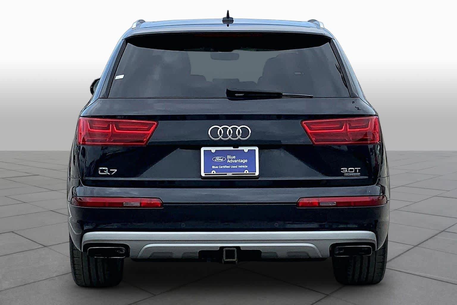 Used 2017 Audi Q7 3.0T Prestige AWD/4WD image 5