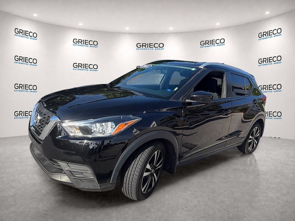 Used 2018 Nissan Kicks SV w/ Exterior Electronics Package FWD image 3