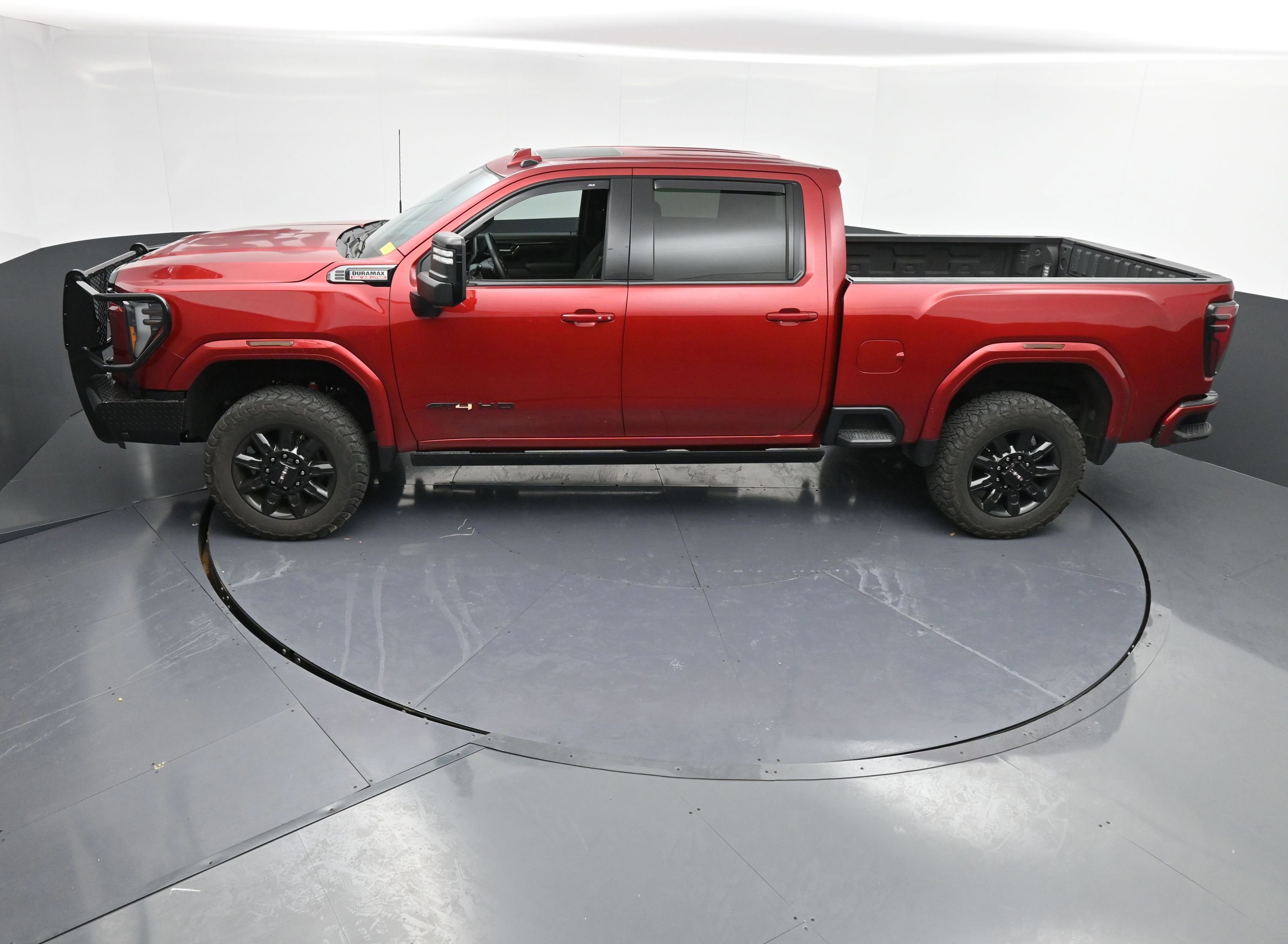 Used 2024 GMC Sierra 2500 AT4 w/ AT4 Premium Plus Package image 7