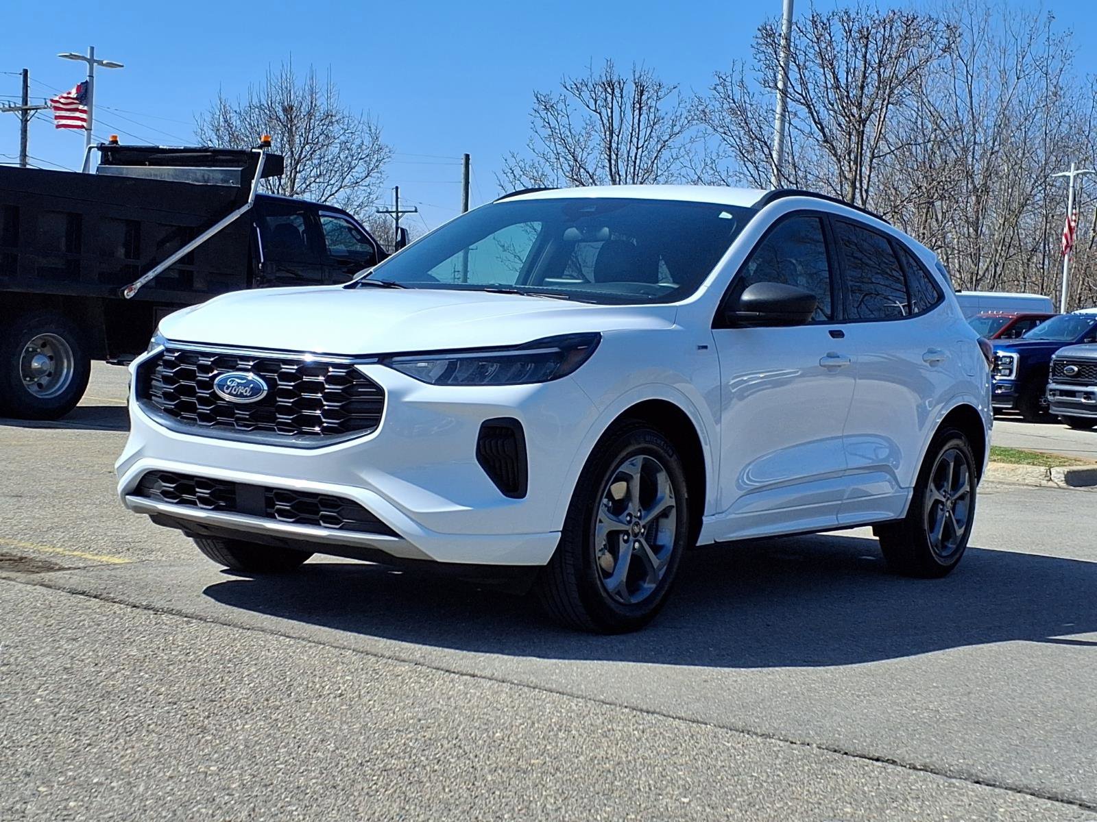 Certified 2023 Ford Escape ST-Line image 3