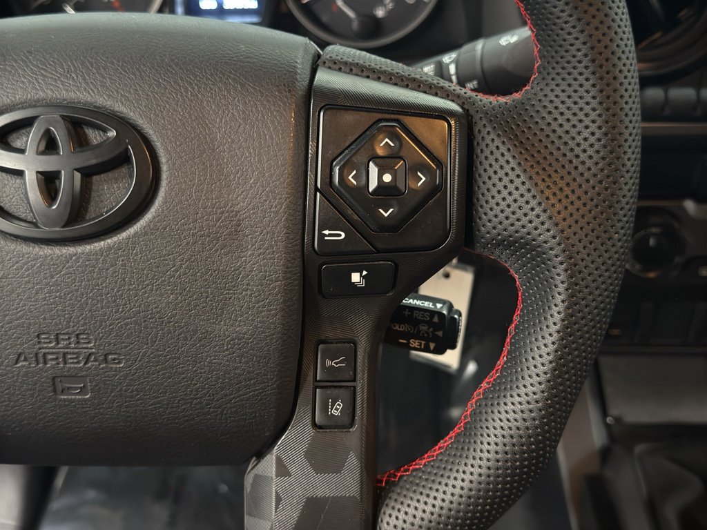 Used 2021 Toyota Tacoma TRD Off-Road image 14