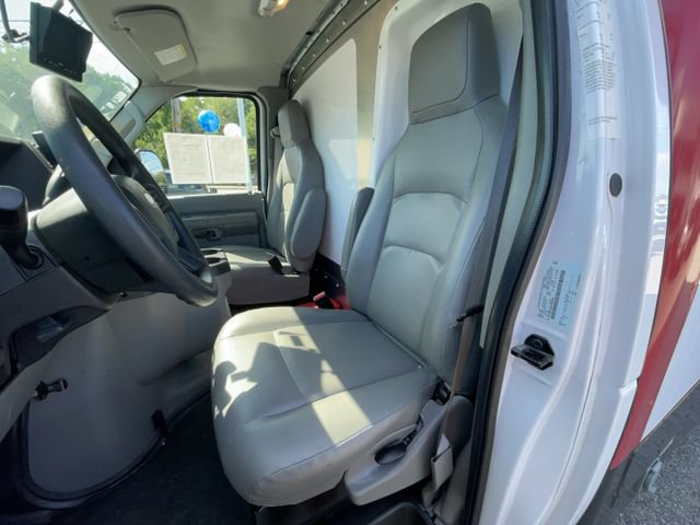 Certified 2024 Ford E-350 and Econoline 350 Super Duty w/ Power Windows & Locks Group RWD image 14
