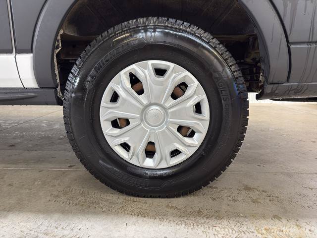 Certified 2017 Ford Transit 150 XLT RWD image 8
