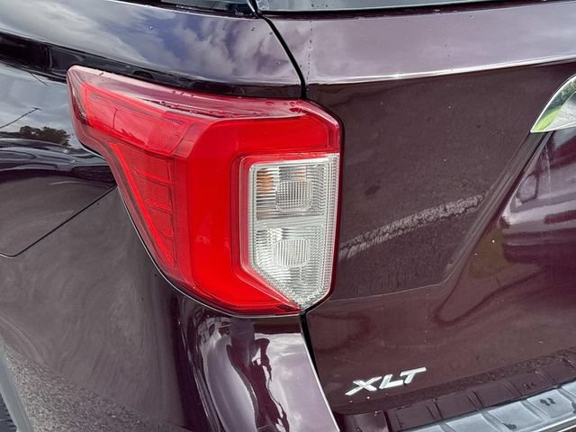 Certified 2022 Ford Explorer XLT w/ Equipment Group 202A RWD image 11