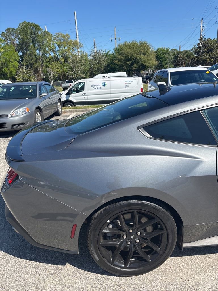 Certified 2025 Ford Mustang GT Premium image 8